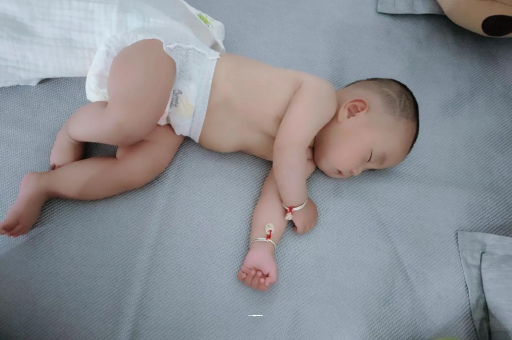 广汉1岁宝宝可以吃盐吗